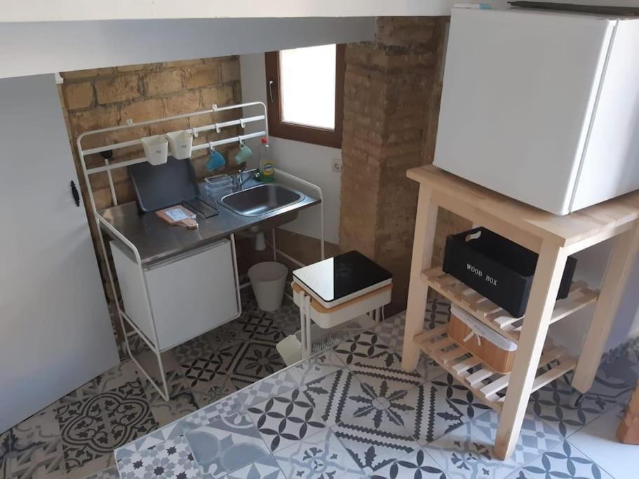 Precioso Apartamento Con A/A En Ruzafa Con Terracita Privada Y Acceso A Un Jardin, Para 2-3 Personas Valenza Esterno foto