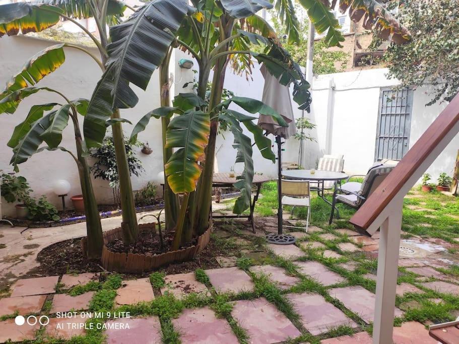 Precioso Apartamento Con A/A En Ruzafa Con Terracita Privada Y Acceso A Un Jardin, Para 2-3 Personas Valenza Esterno foto