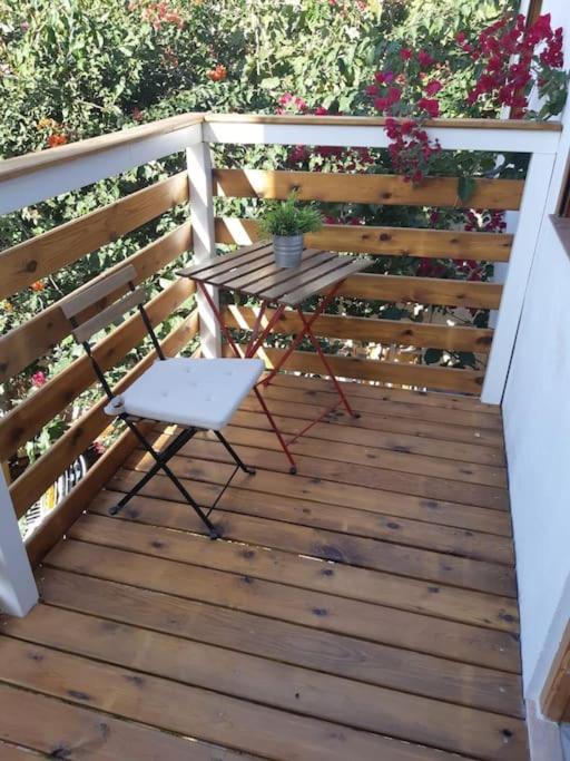 Precioso Apartamento Con A/A En Ruzafa Con Terracita Privada Y Acceso A Un Jardin, Para 2-3 Personas Valenza Esterno foto