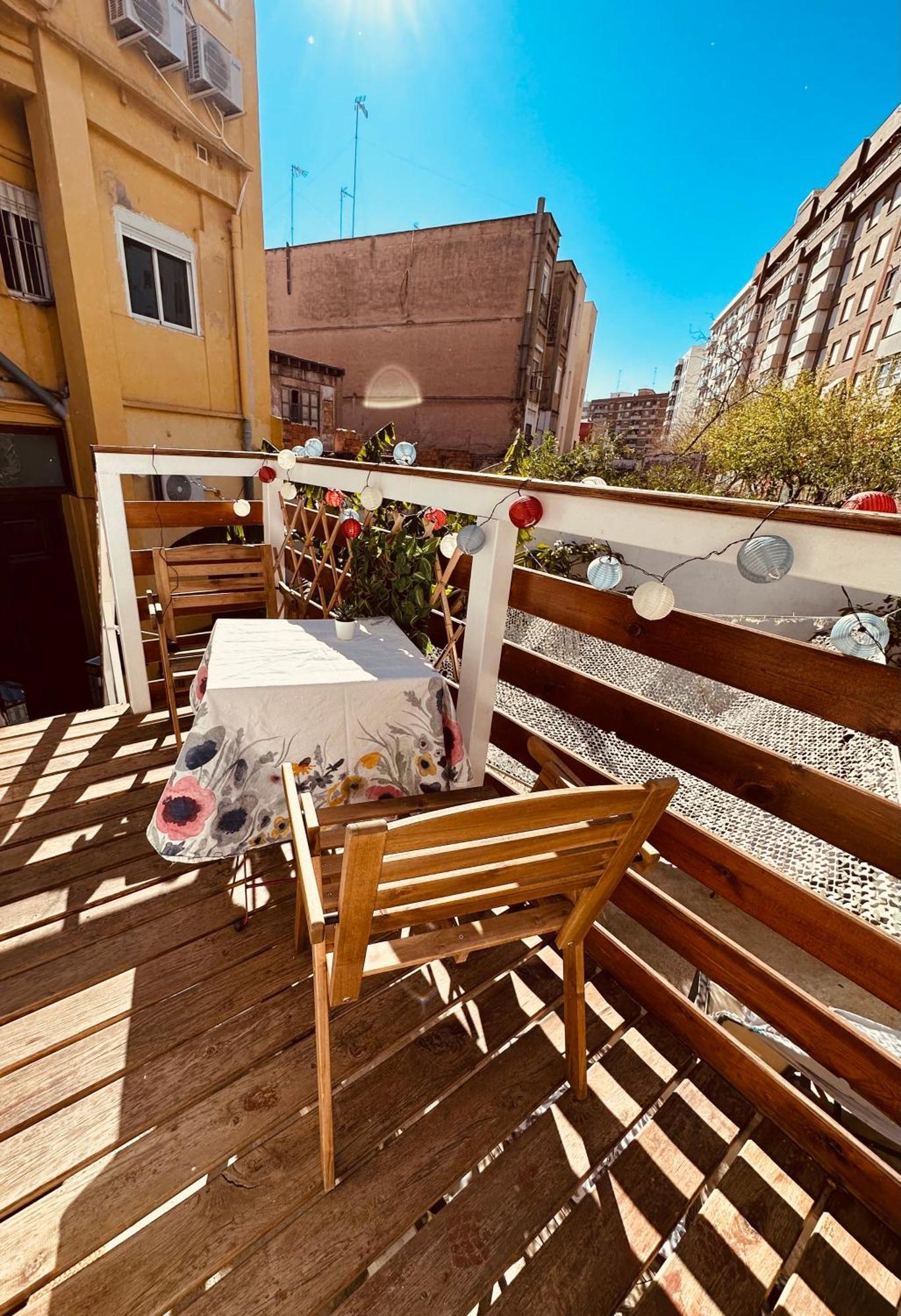 Precioso Apartamento Con A/A En Ruzafa Con Terracita Privada Y Acceso A Un Jardin, Para 2-3 Personas Valenza Esterno foto